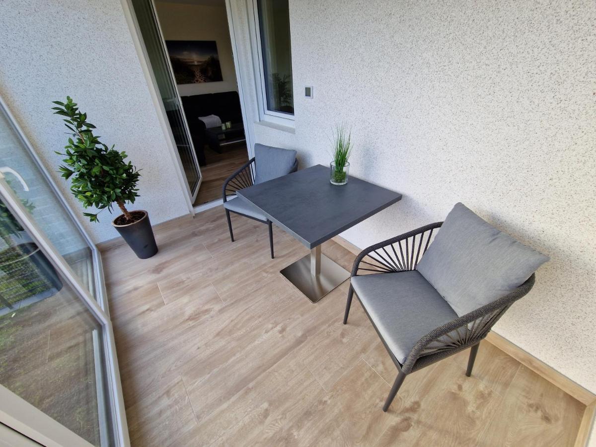 Apartment Nahe Meyer Werft In Ostfriesland Mit Kueche & Netflix Westoverledingen Eksteriør billede